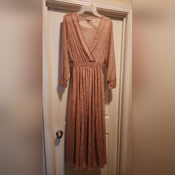 Alexa B Nites sz 8 sparkly pink leopard print maxi dress with elastic waist. - Picture 2 of 5